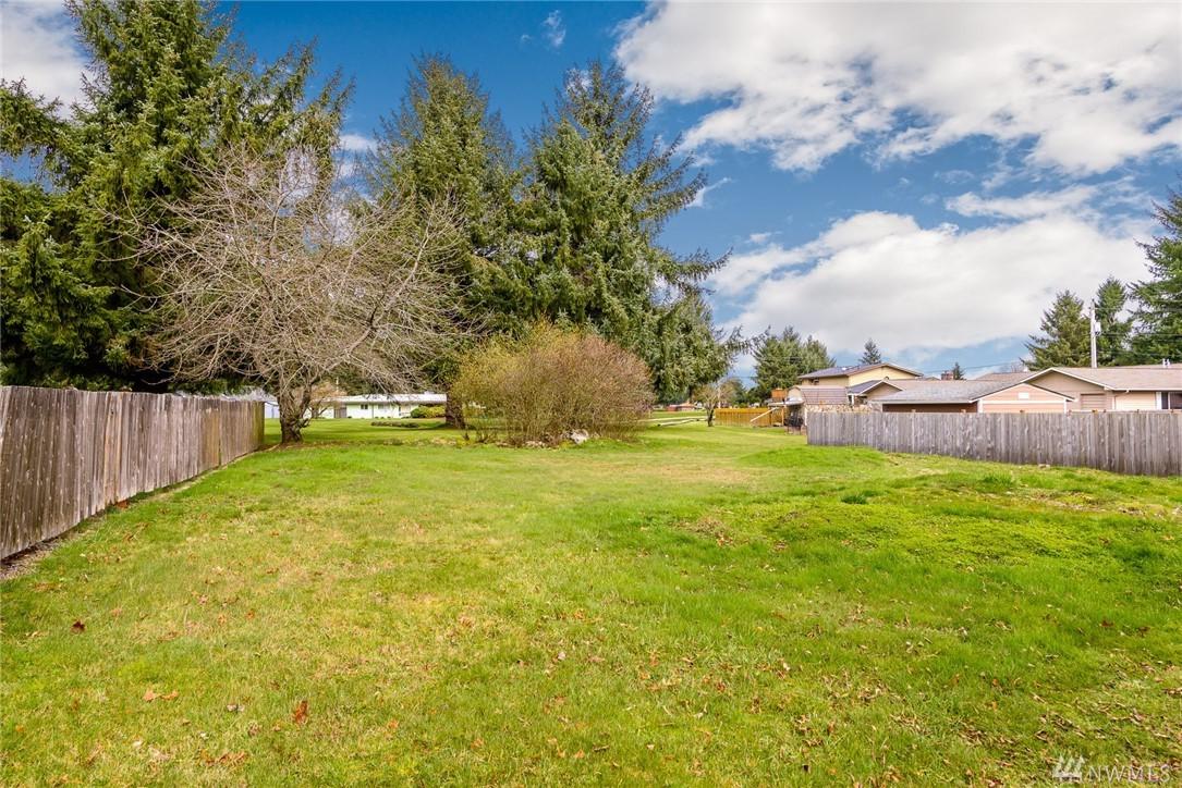 4728 66th Ave - Photo 1