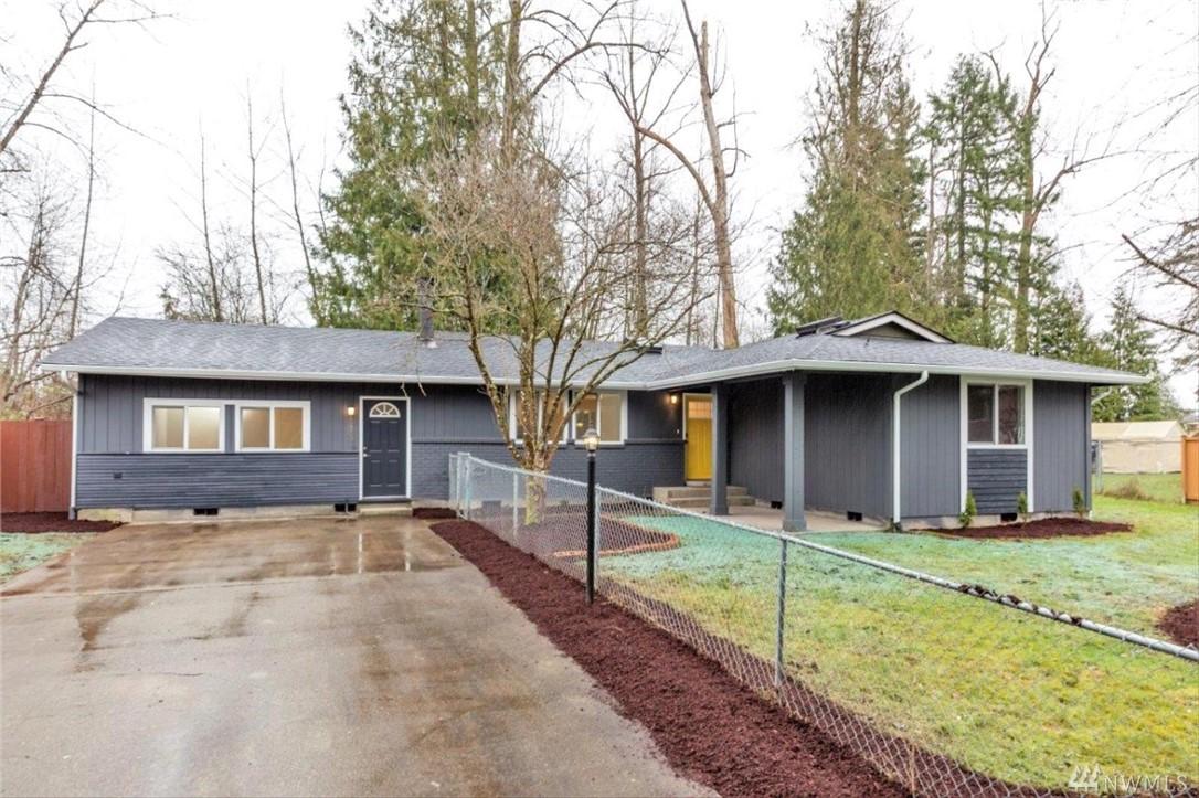 18703 11th Av Ct - Photo 1