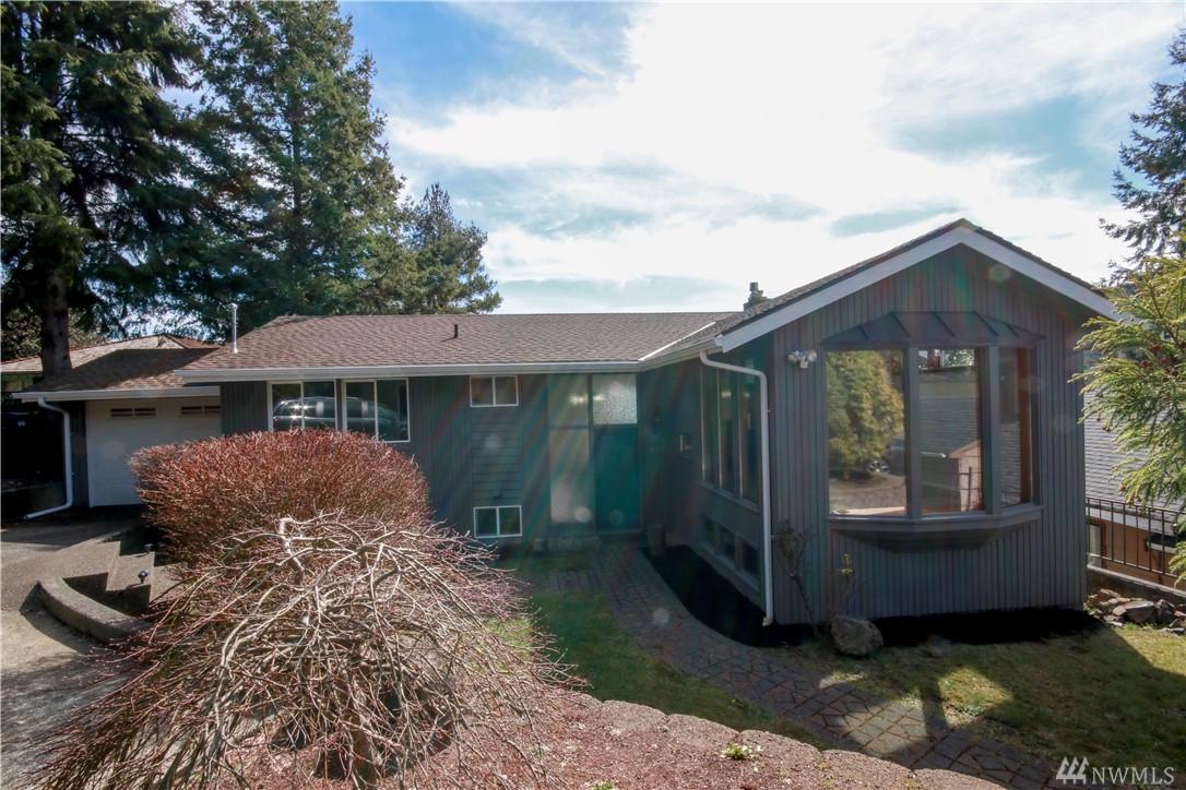 409 Bland - Photo 1