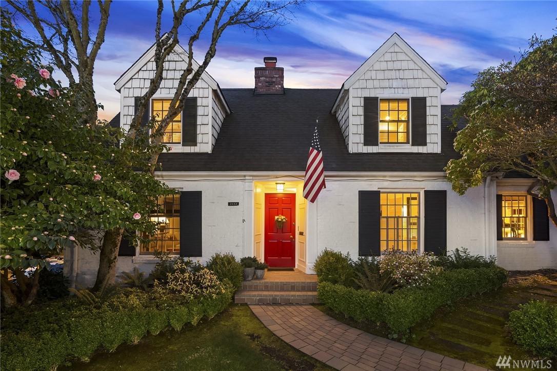 1032 36th Ave - Photo 1