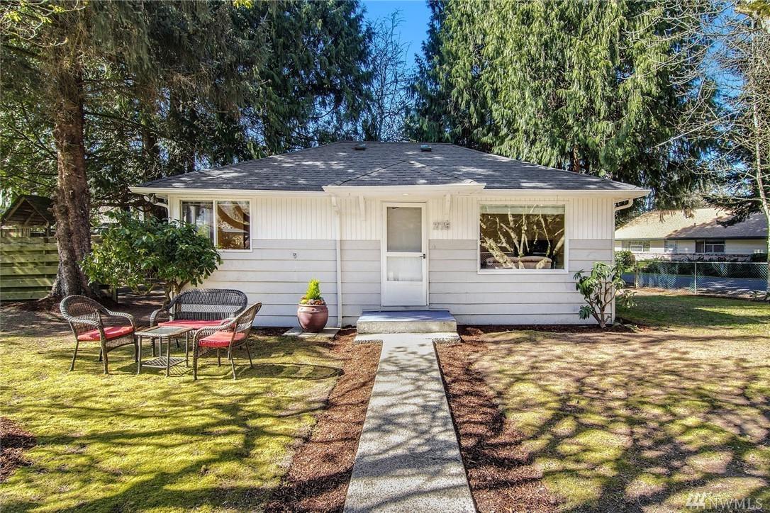 275 3rd Ave - Photo 1