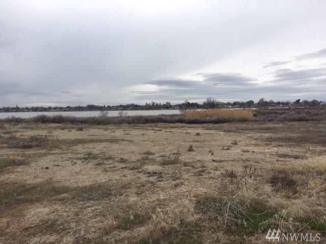 1820 Boardwalk Ave - Photo 1