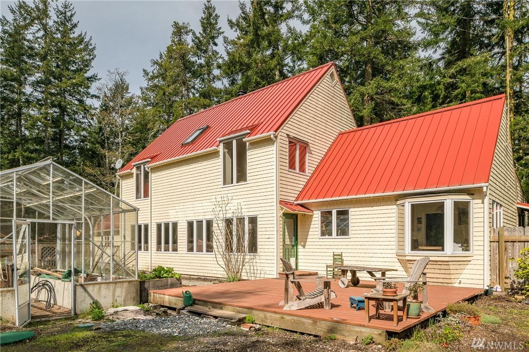 590 Shark Reef Rd - Photo 1