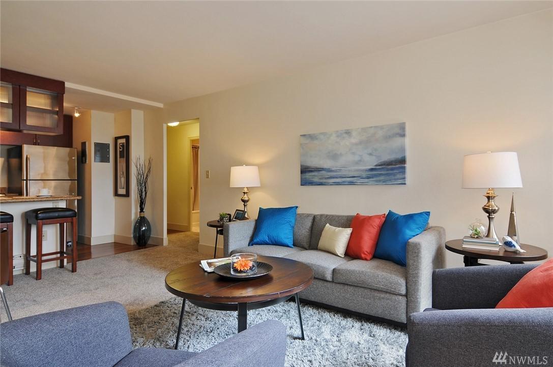 1105 Spring St - Photo 1