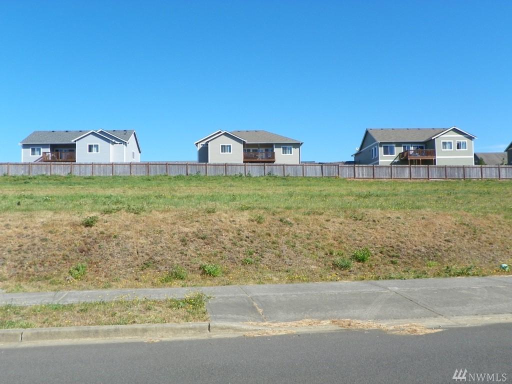 555 Meadow Lp - Photo 1