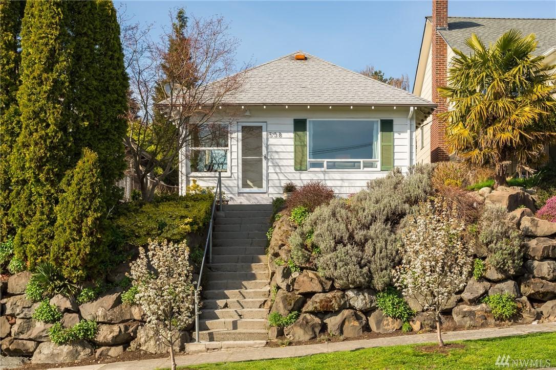 538 79th St - Photo 1