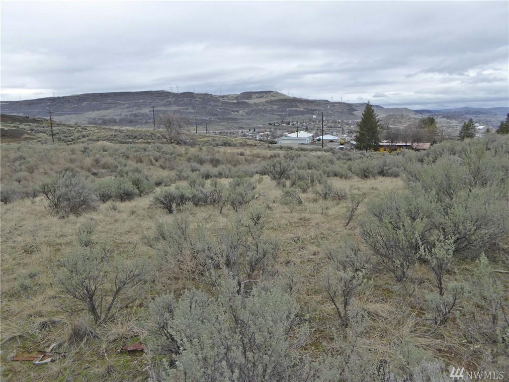 100 Alcan Rd - Photo 1