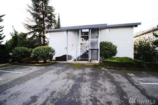 6015 Lakeview Dr - Photo 1