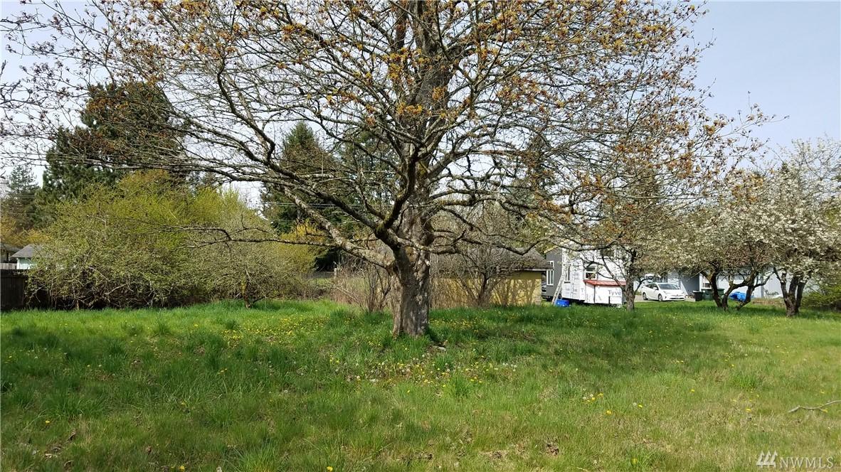 5013 45th Ave - Photo 1