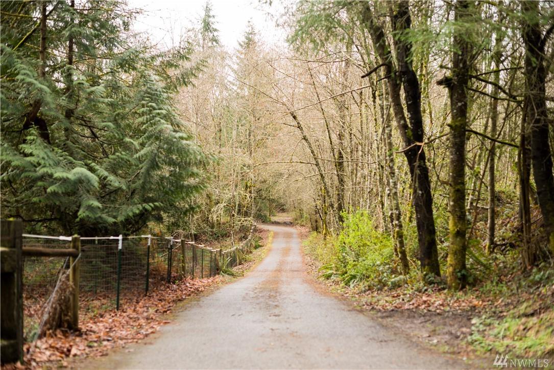 192-XX 200th Ave - Photo 1
