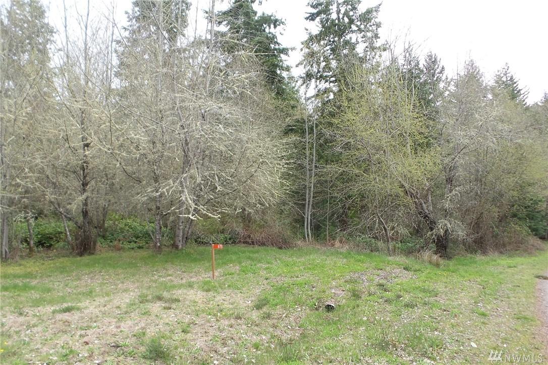 675 Woodland Dr - Photo 1