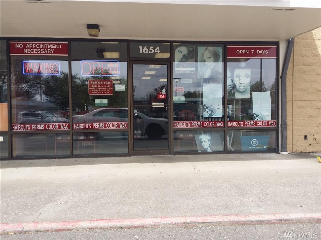 1654 Birchwood Ave - Photo 1