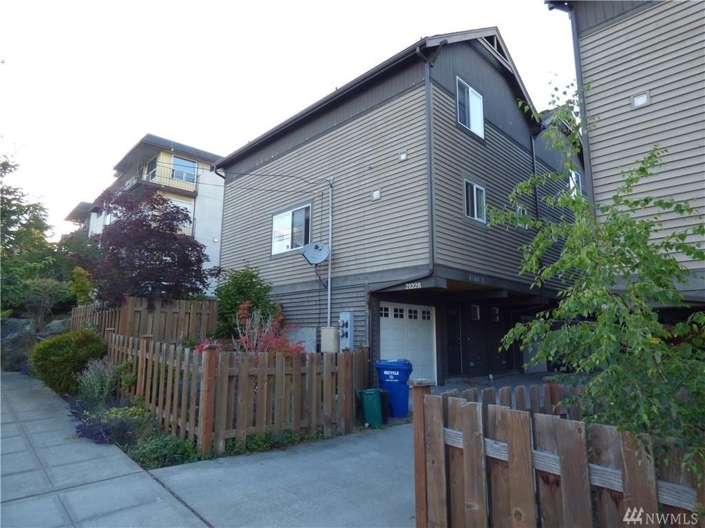 2122 112th St - Photo 1