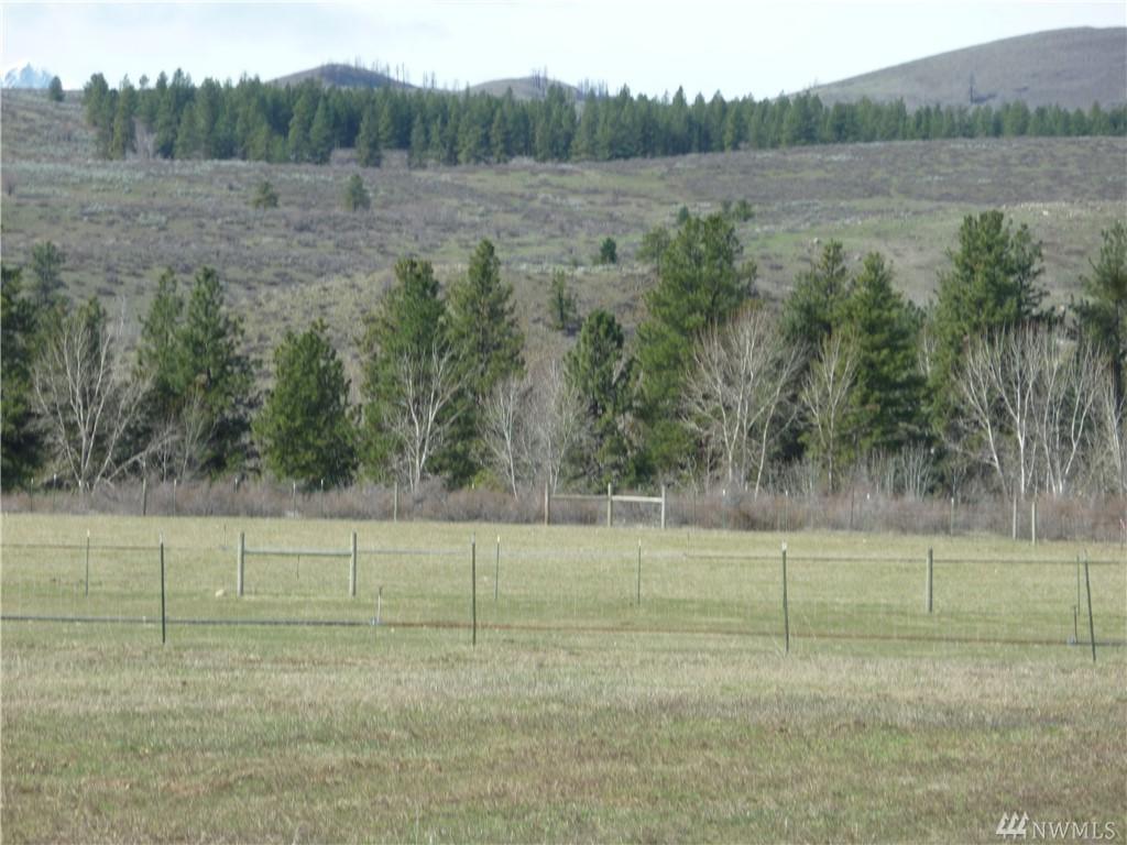 423 East County Rd - Photo 1