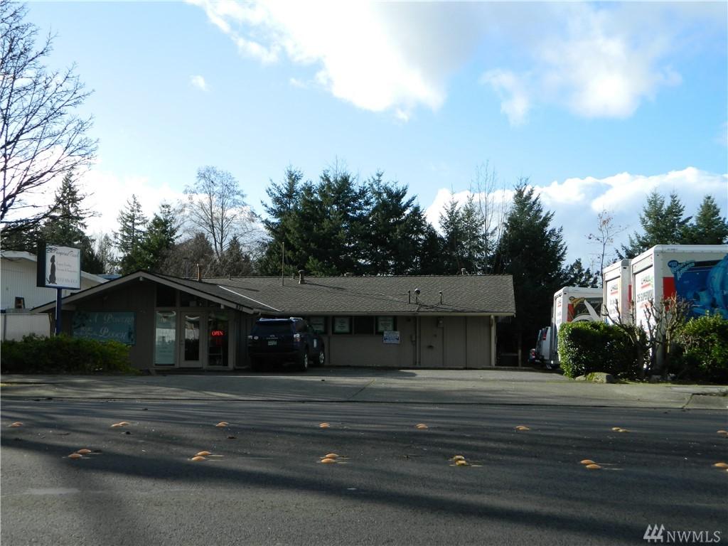 821 164th Ave - Photo 1