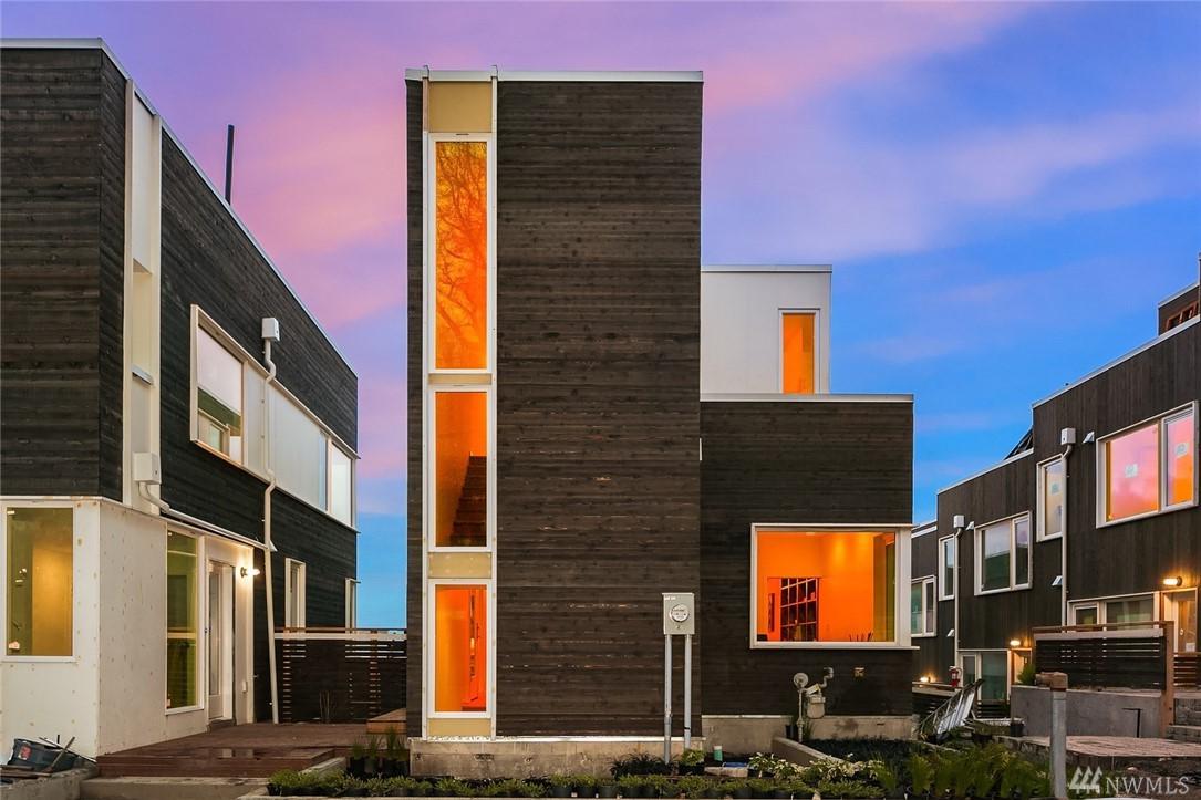 3004 5th Ave - Photo 1