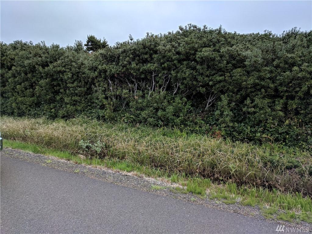 540 Sand Dune Ave - Photo 1
