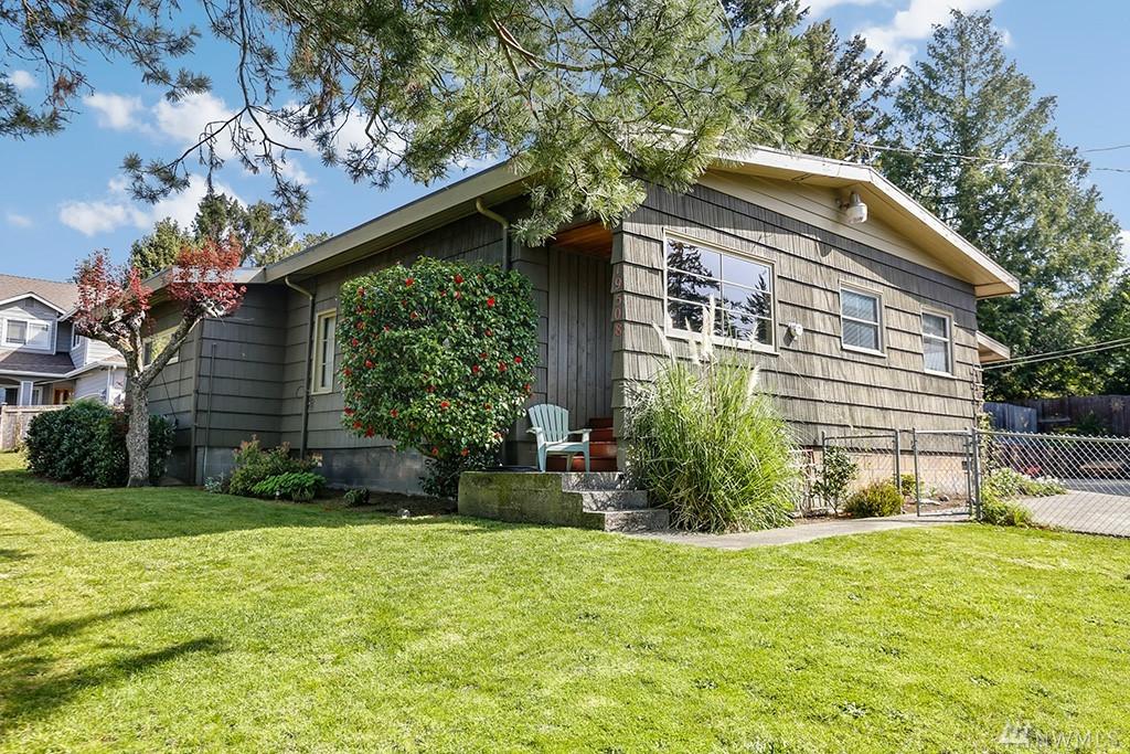 19508 15th Ave - Photo 1