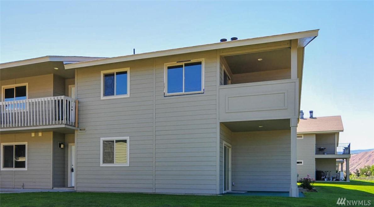 520 11th St - Photo 1
