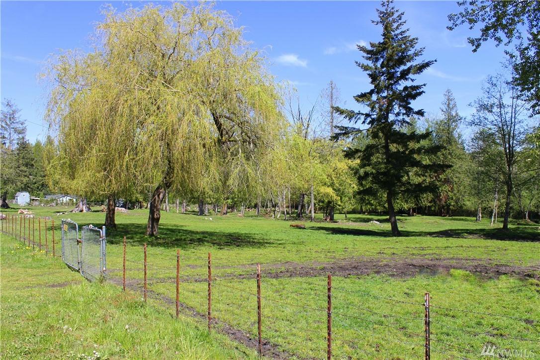 17617 52nd Ave - Photo 1