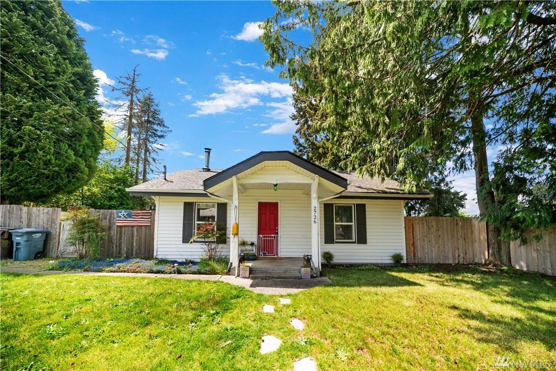 2726 Mt View Ave - Photo 1