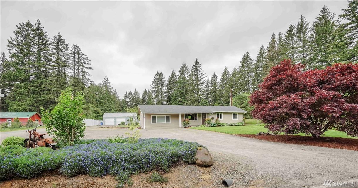 812 283rd Ave - Photo 1