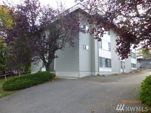 3326 Lombard Ave - Photo 1