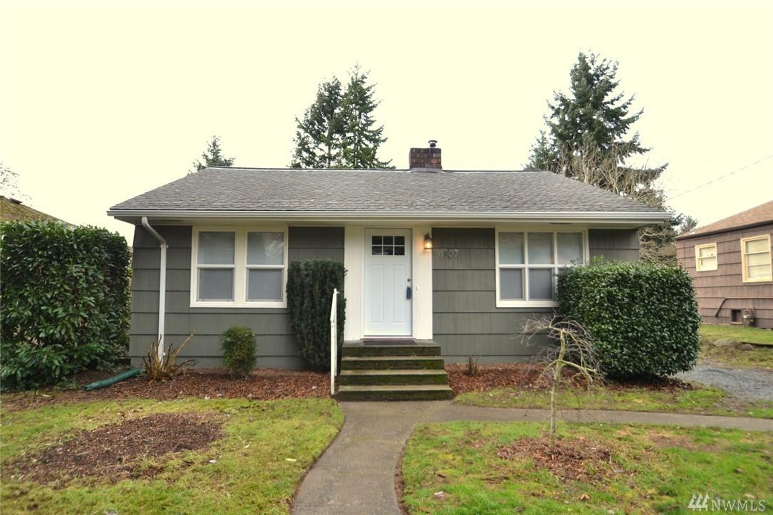 11307 15th Ave - Photo 1
