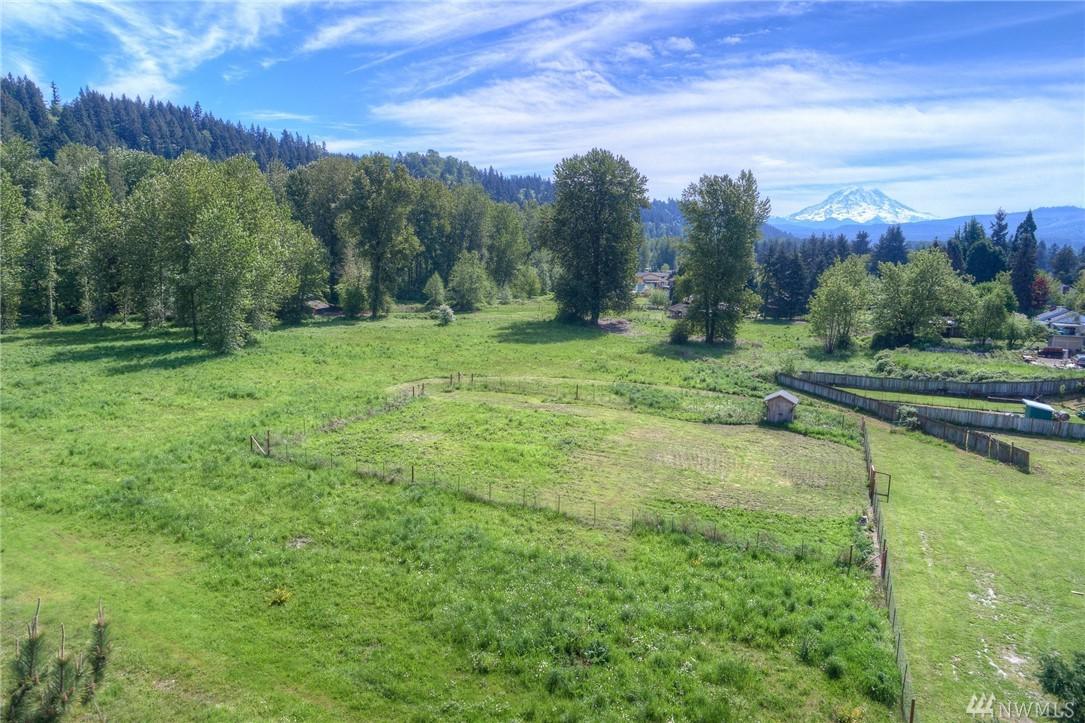 320 Bowlin Ave - Photo 1