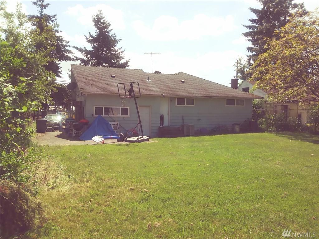 5586 Juniper St - Photo 1