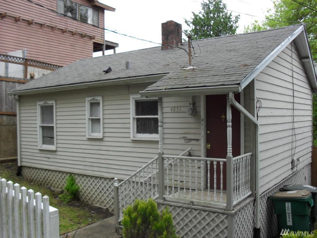 4851 Bateman St - Photo 1