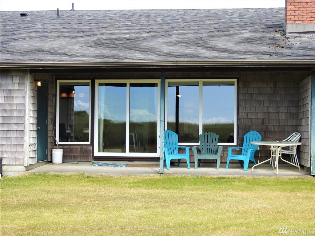 31703 G St - Photo 1