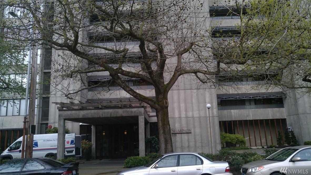 601 Belmont Ave - Photo 1