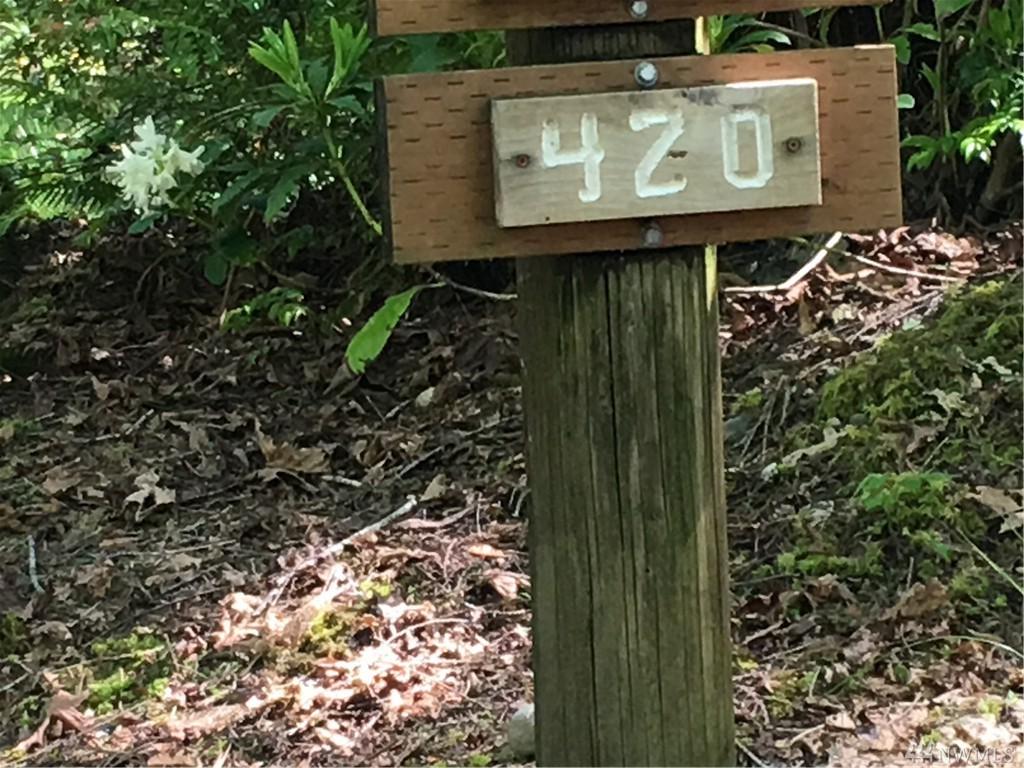 420 Pointes Dr - Photo 1