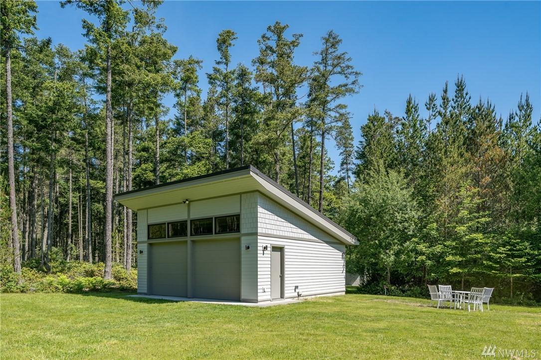 207 Frances Lane - Photo 1