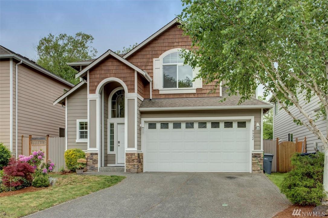 9924 32nd Dr - Photo 1