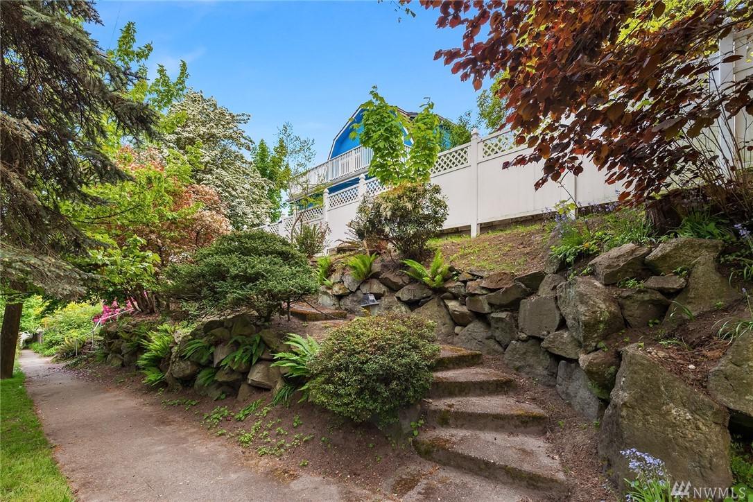 1305 50th St - Photo 1