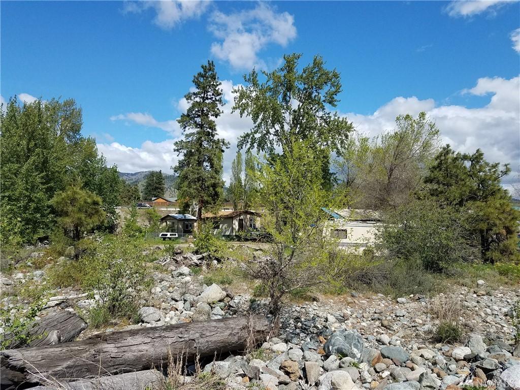 8901 Josephine Ave - Photo 1