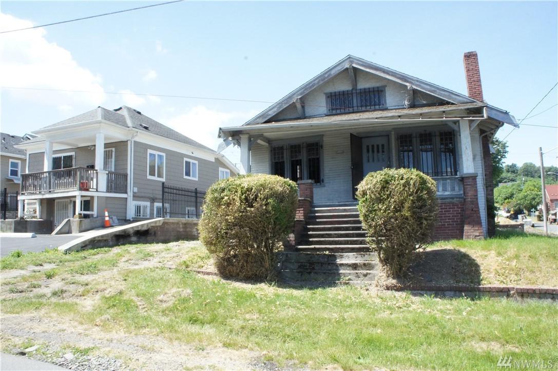 2201 22nd Ave - Photo 1