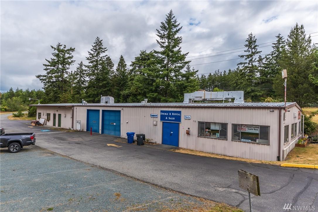 1751 Goldie St - Photo 1
