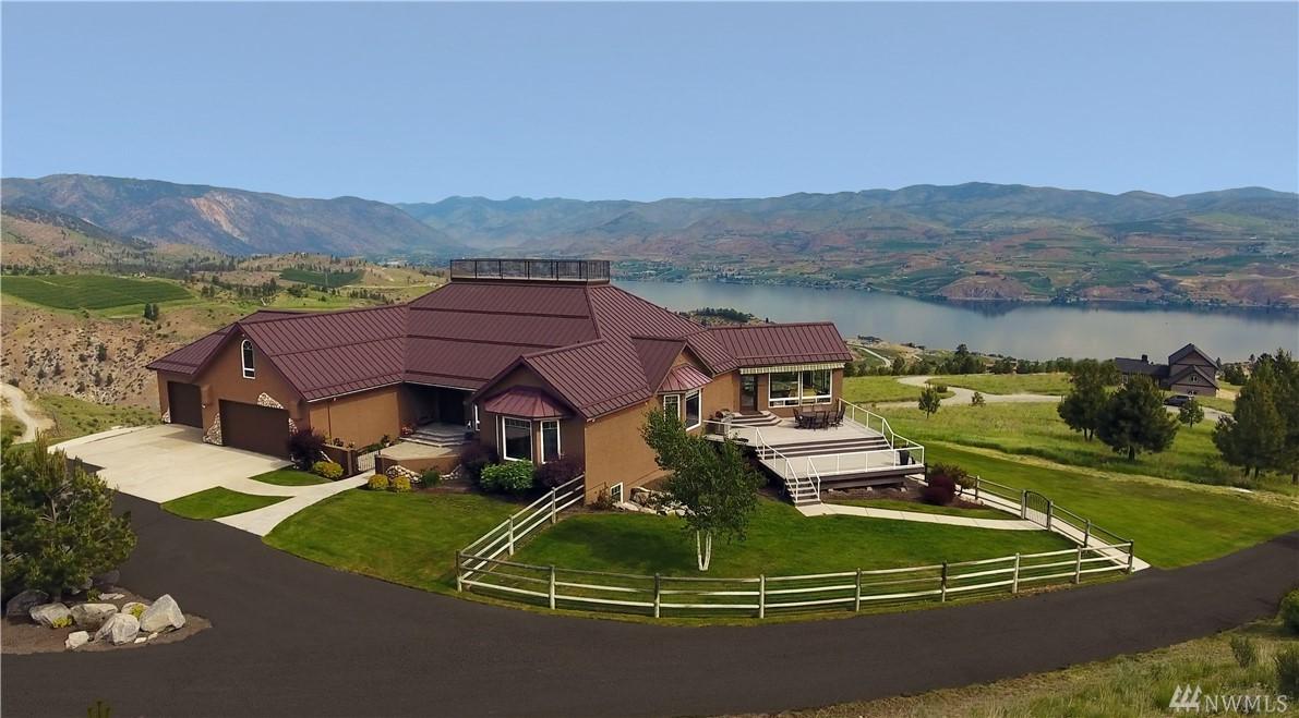 1655 Hawks Meadow Rd - Photo 1