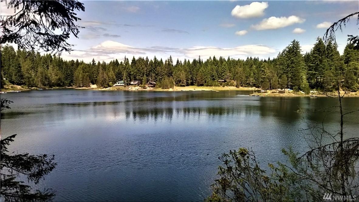151 Lakeshore Dr - Photo 1