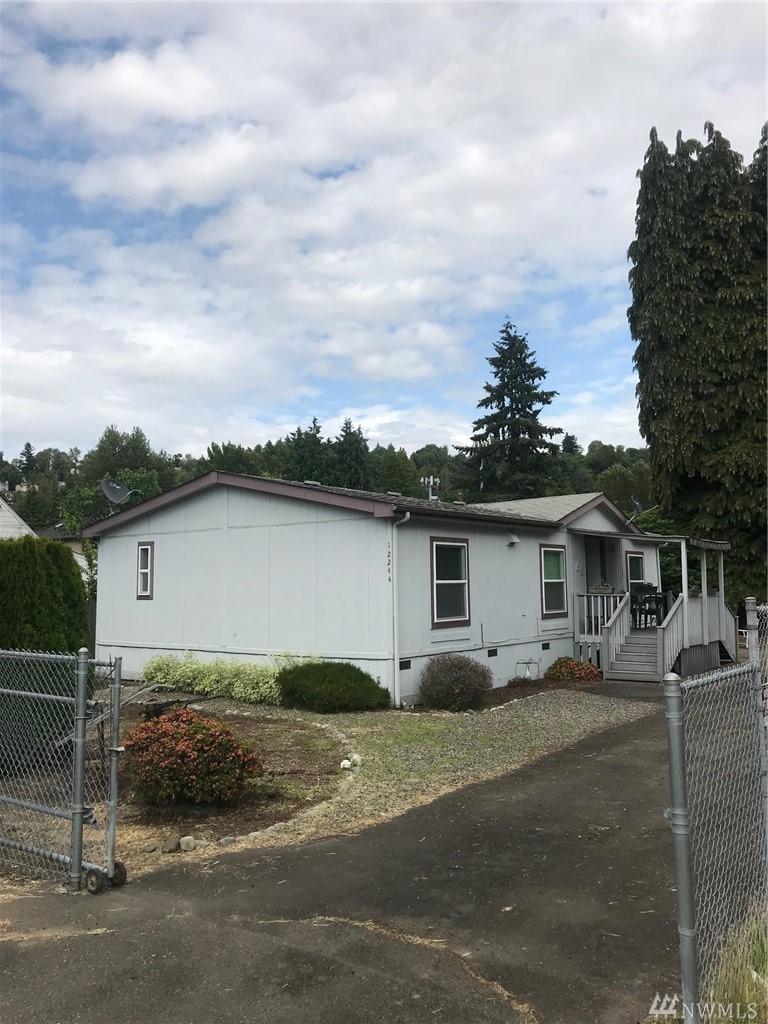 12244 49th Ave - Photo 1