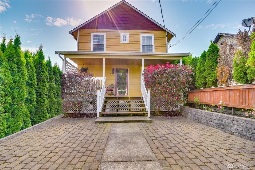 718 Ford Ave - Photo 1