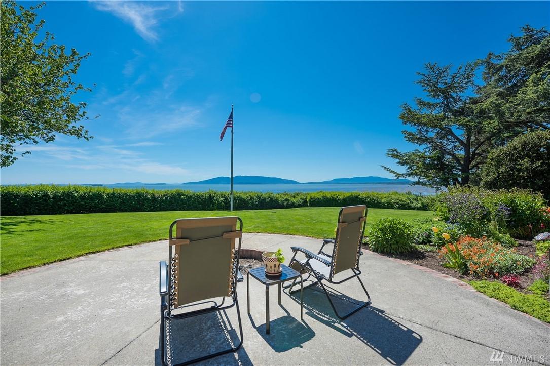 3851 Cliffside Dr - Photo 1
