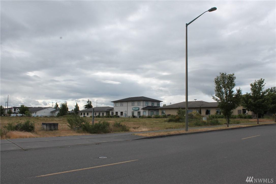 112 Plaza Dr - Photo 1