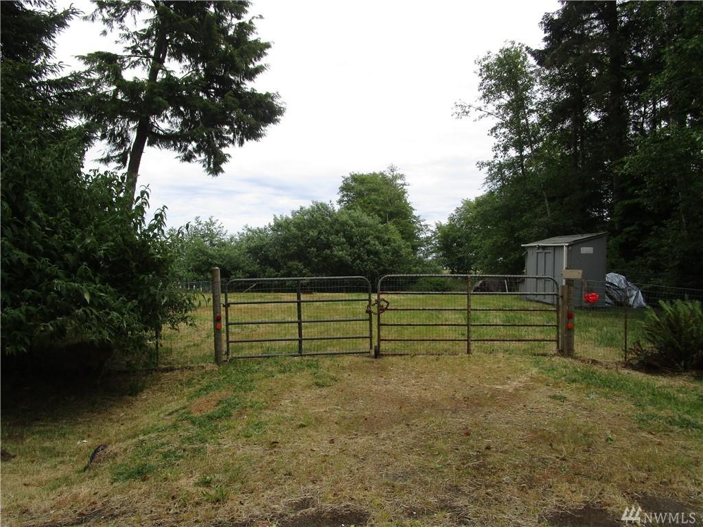 528 Chenois Ave - Photo 1