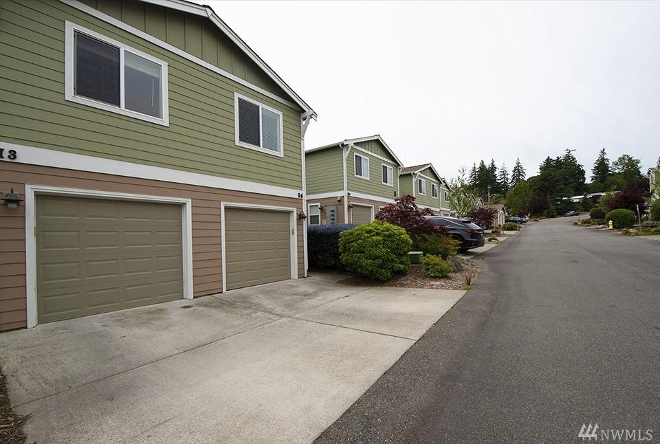 1890 Scenic Heights St - Photo 1