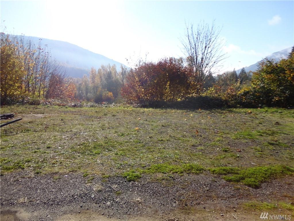 821 Main Ave - Photo 1