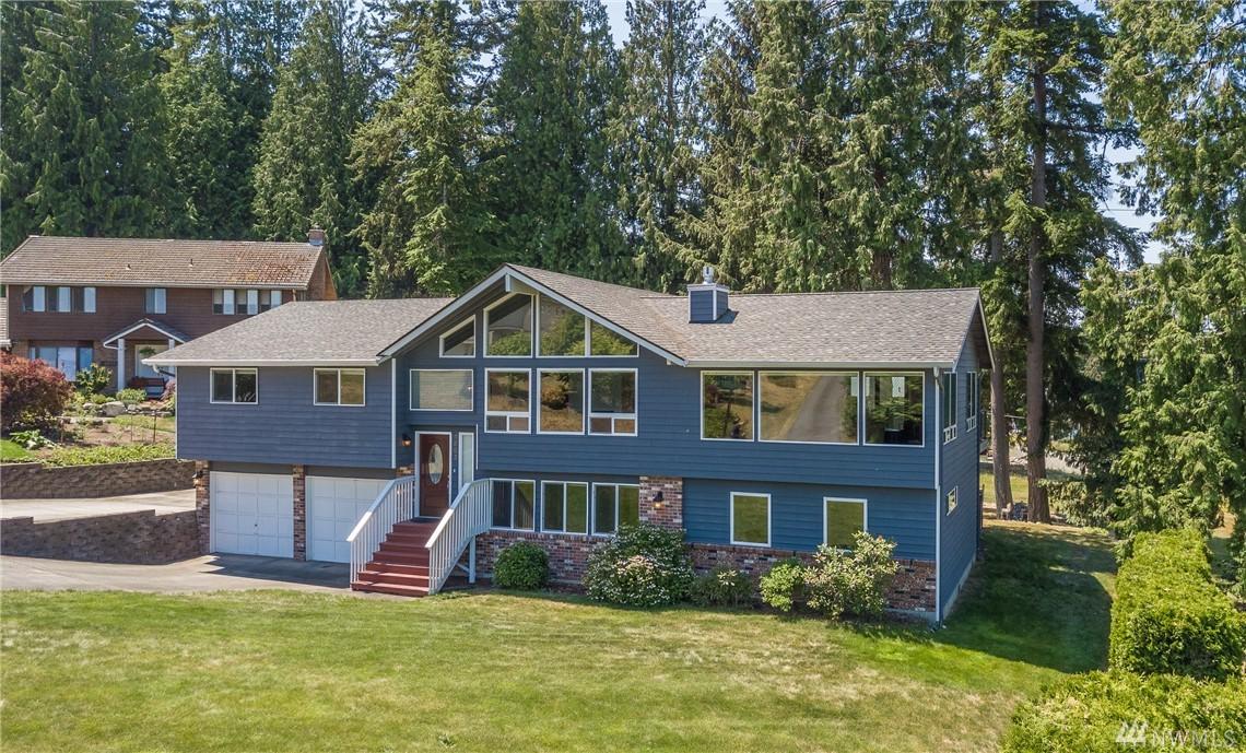 3863 Winterberry Dr - Photo 1
